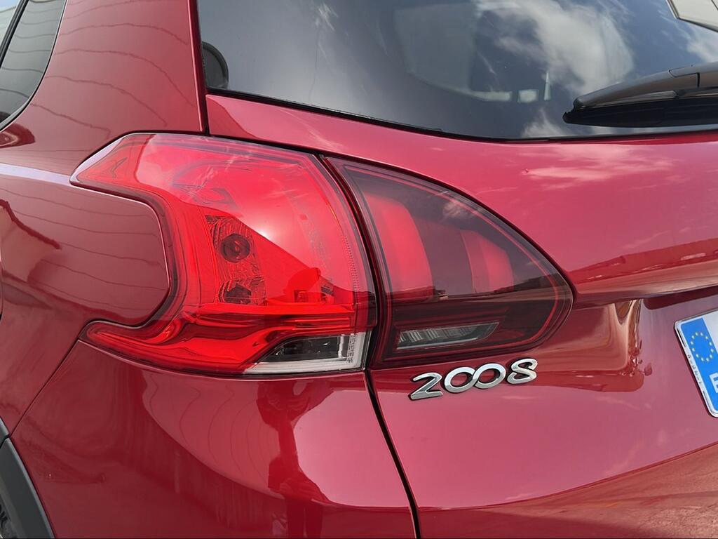 Peugeot 2008 Signature PureTech 110 S&S 6 Vel. MAN - Foto 636