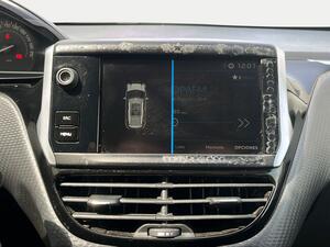 Peugeot 2008 Signature PureTech 110 S&S 6 Vel. MAN