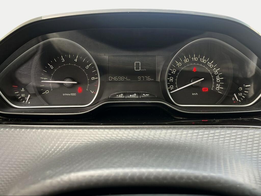 Peugeot 2008 Signature PureTech 110 S&S 6 Vel. MAN - Foto 634