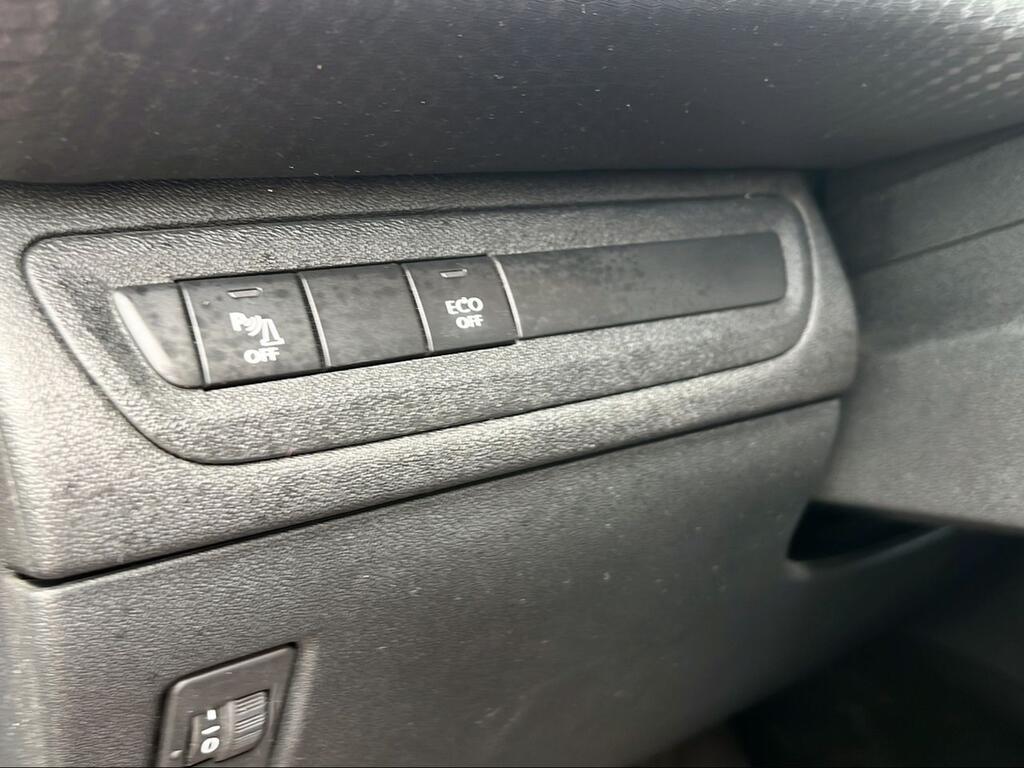 Peugeot 2008 Signature PureTech 110 S&S 6 Vel. MAN - Foto 642