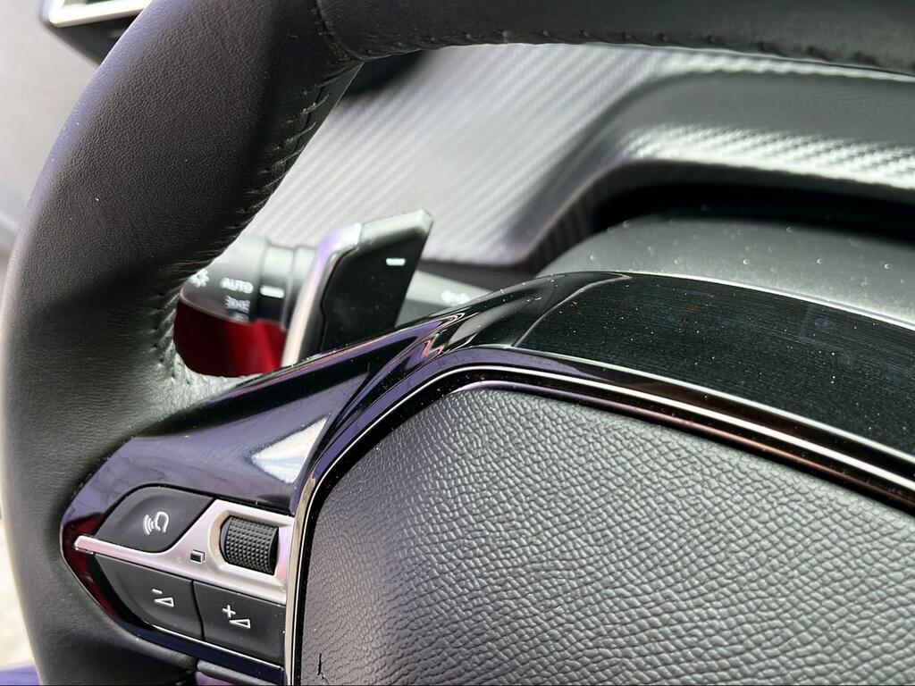 Peugeot 208 Active HYBRID 100 eDCS6 - Foto 574