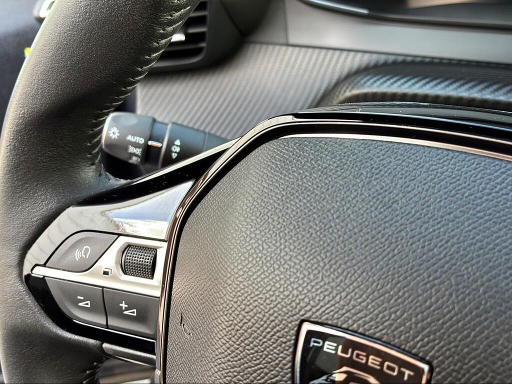 Peugeot 2008 Allure Puretech 100 S&S 6 Vel. MAN - Foto 1398