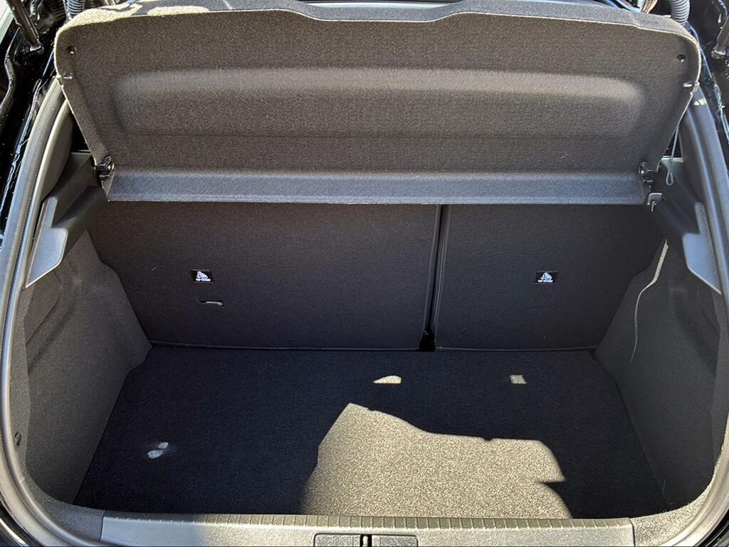 Peugeot 208 Allure HYBRID 110 eDCS6 - Foto 1434