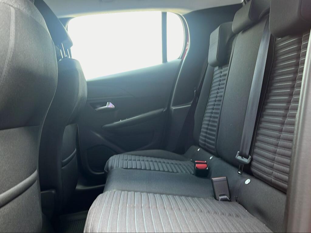 Peugeot 208 Active Puretech 75 - Foto 543