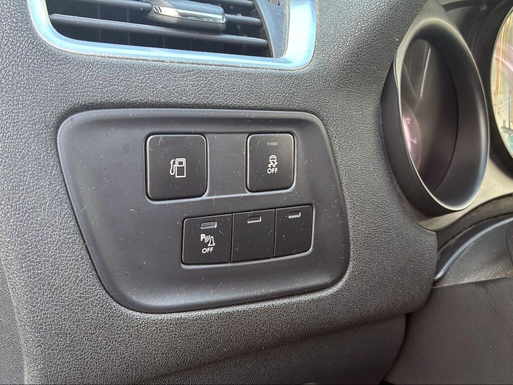 Citroën C4 BlueHDi 73KW (100CV) Live Edition - Foto 832