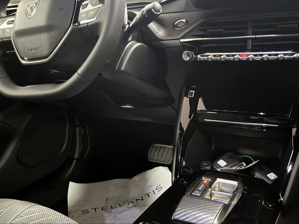 Peugeot 2008 N2008 Allure Hybrid 136 eDCS6 - Foto 536