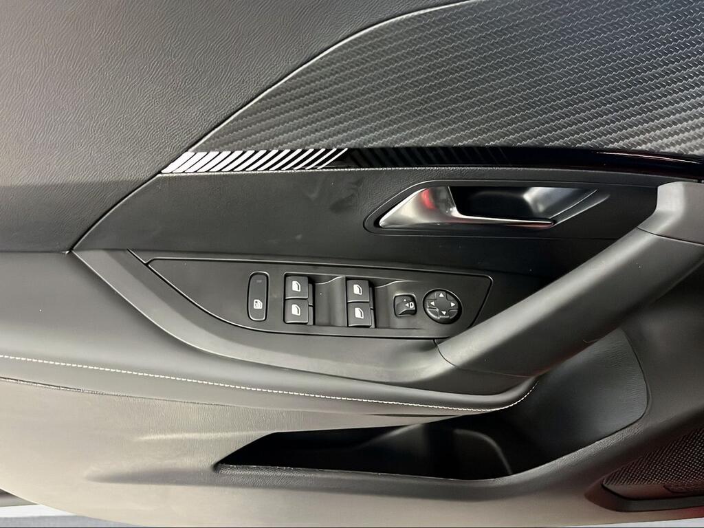 Peugeot 2008 N2008 Allure Hybrid 136 eDCS6 - Foto 538