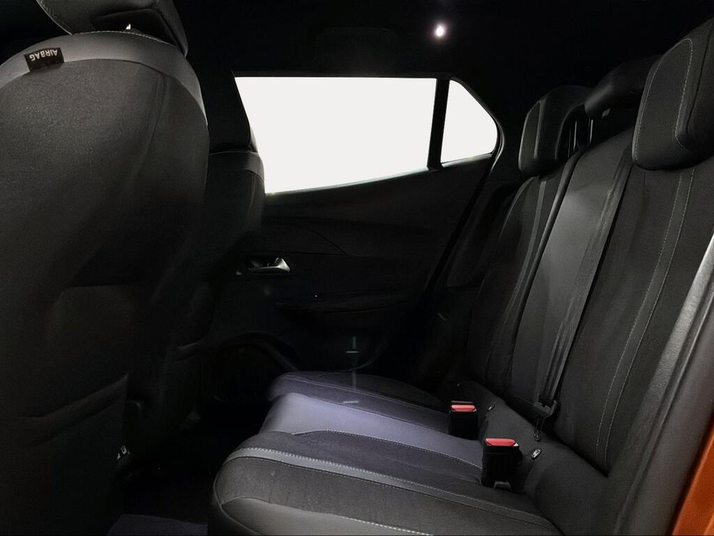 Peugeot 2008 Allure Pack BlueHDI 130 S&S EAT8 - Foto 1330