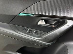 Peugeot 2008 Allure Pack BlueHDI 130 S&S EAT8