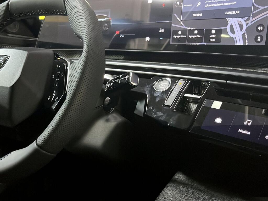 Peugeot 3008 GT Eléctrico 157kW - Foto 624