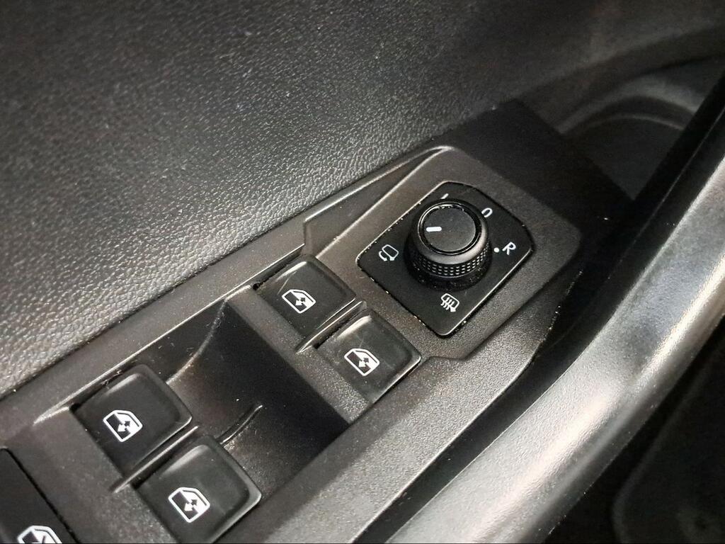 Volkswagen Polo Advance 1.0 TSI 70kW (95CV) - Foto 1173
