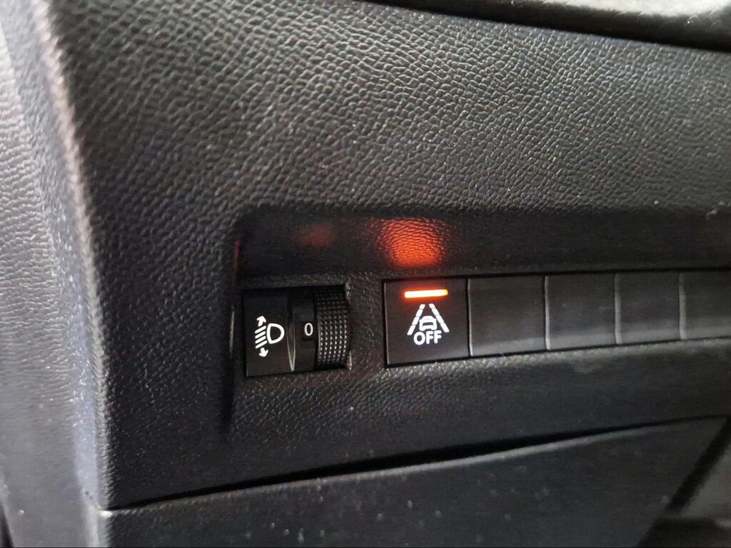 Peugeot 2008 Allure Puretech 130 S&S BVM6  1.2 - Foto 1548