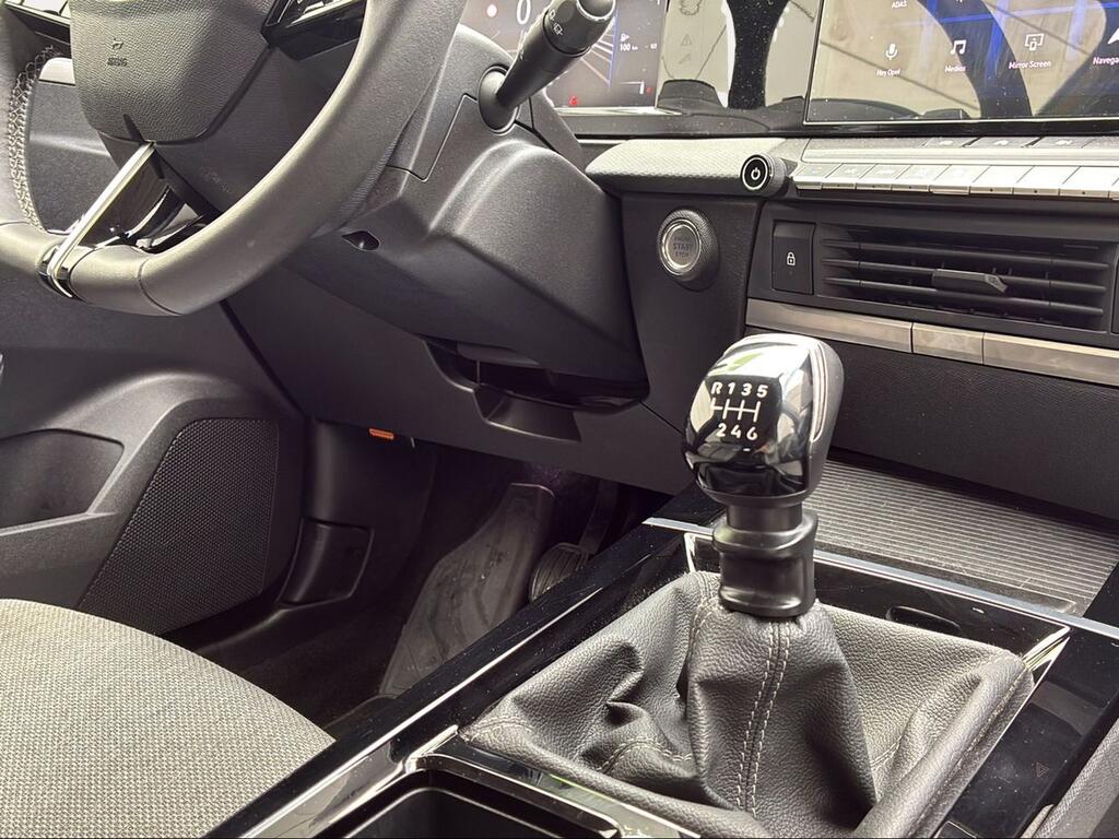 Opel Astra 1.2T XHT 96kW (130CV) Elegance - Foto 116