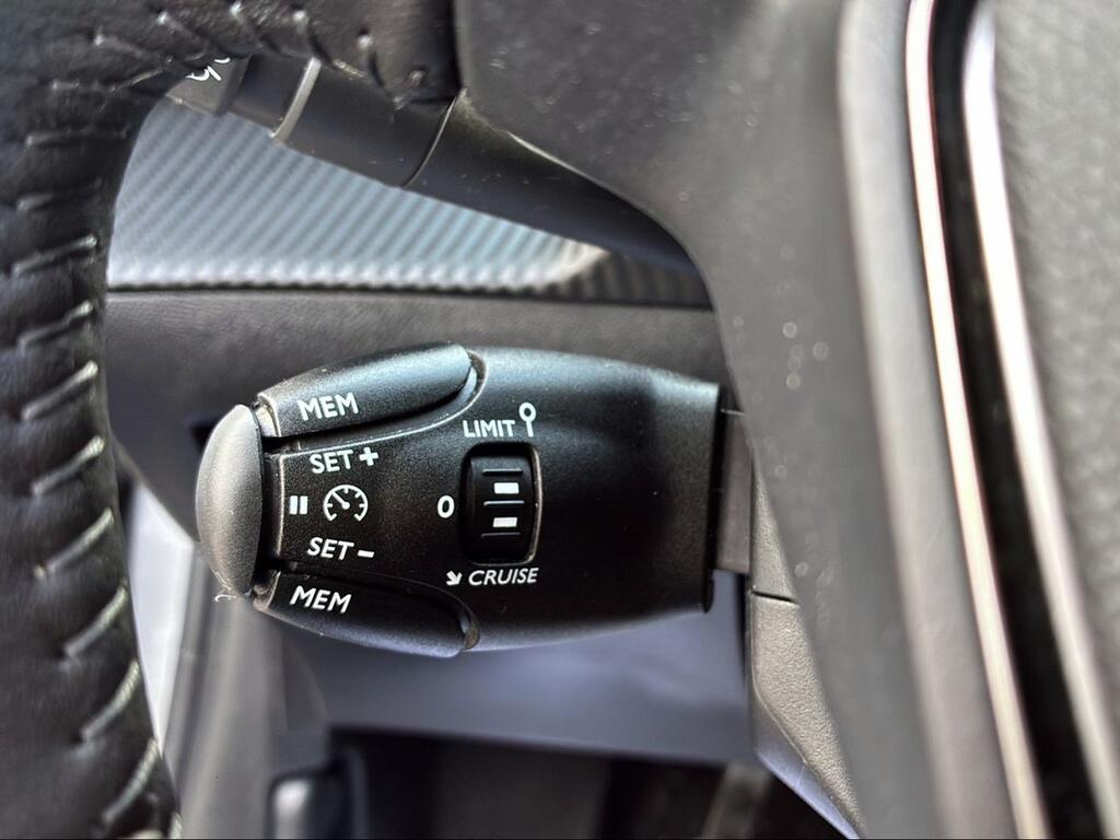 Peugeot 208 Allure Puretech 100 CV  6Vel. MAN - Foto 1371