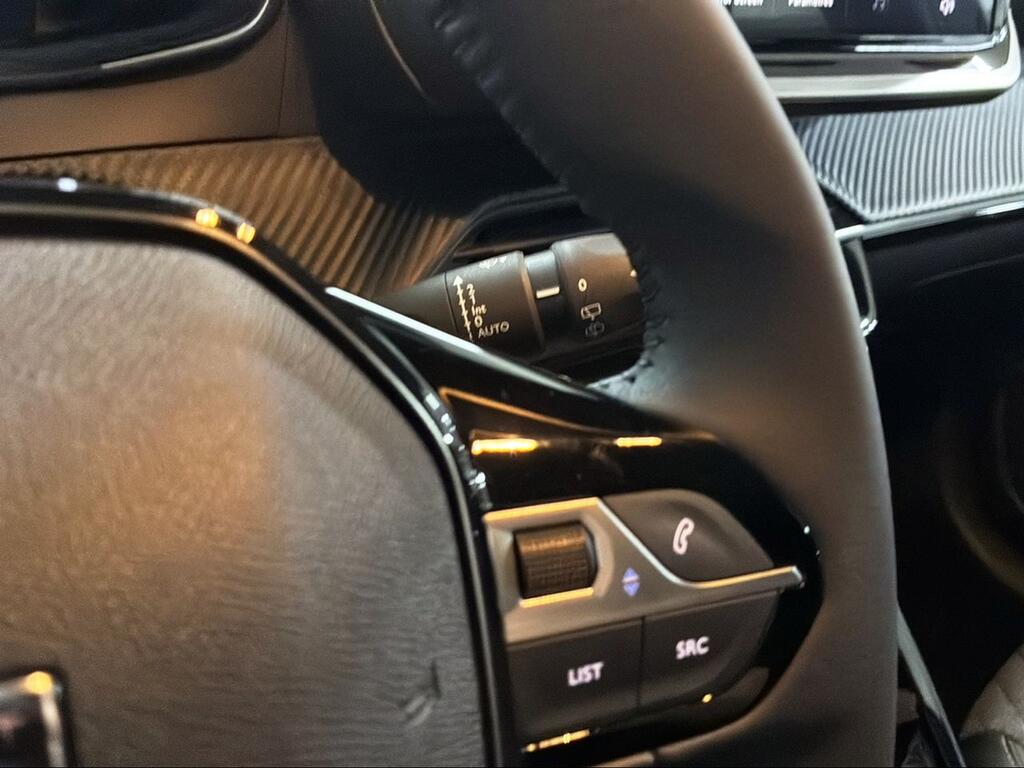 Peugeot 208 Allure Gasolina 100 S&S 6 Vel. MAN - Foto 1448
