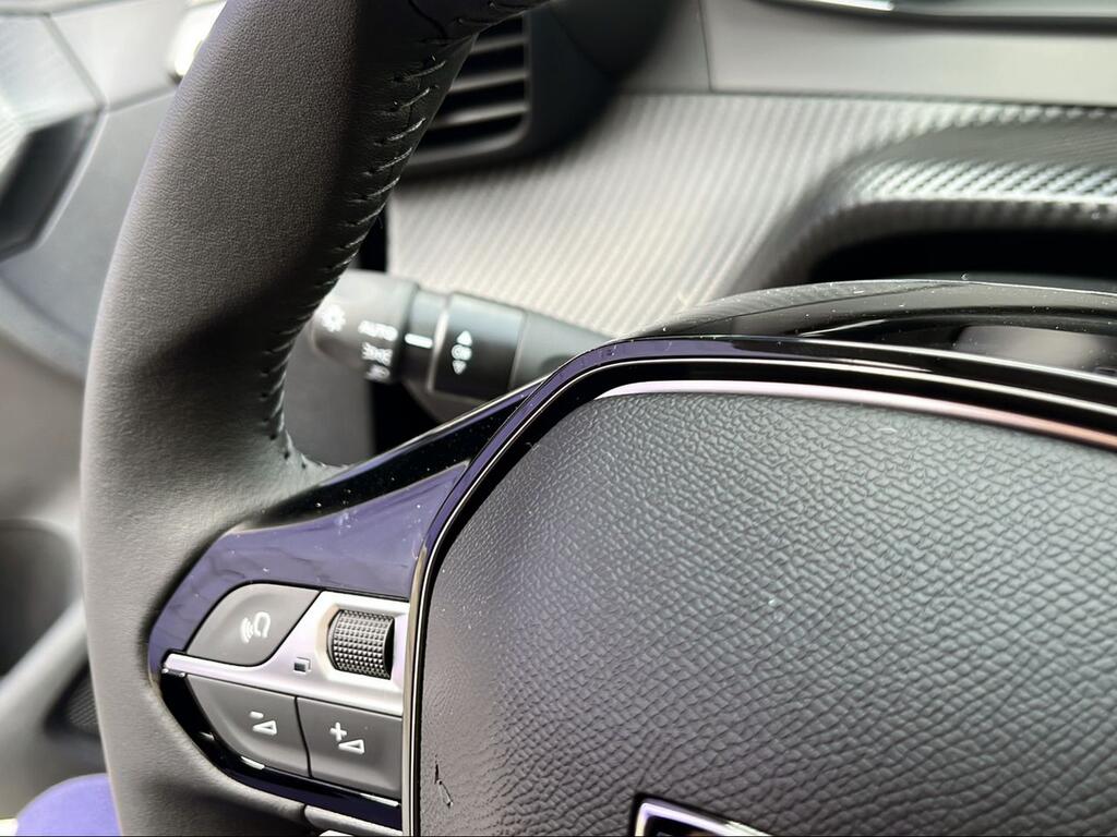 Peugeot 208 Allure Gasolina 100 S&S 6 Vel. MAN - Foto 652