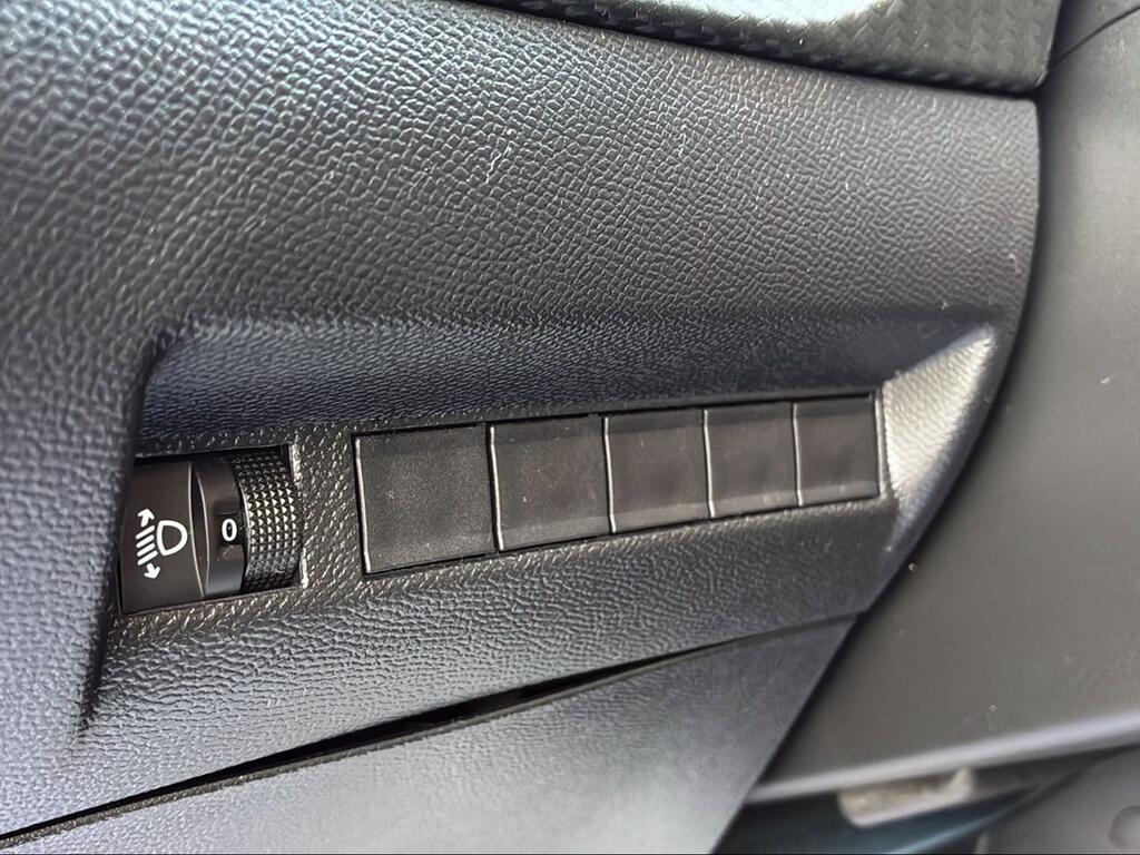 Peugeot 208 Allure Puretech 100 CV  6Vel. MAN - Foto 1370