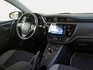 Toyota Auris 1.8 140H Hybrid Active