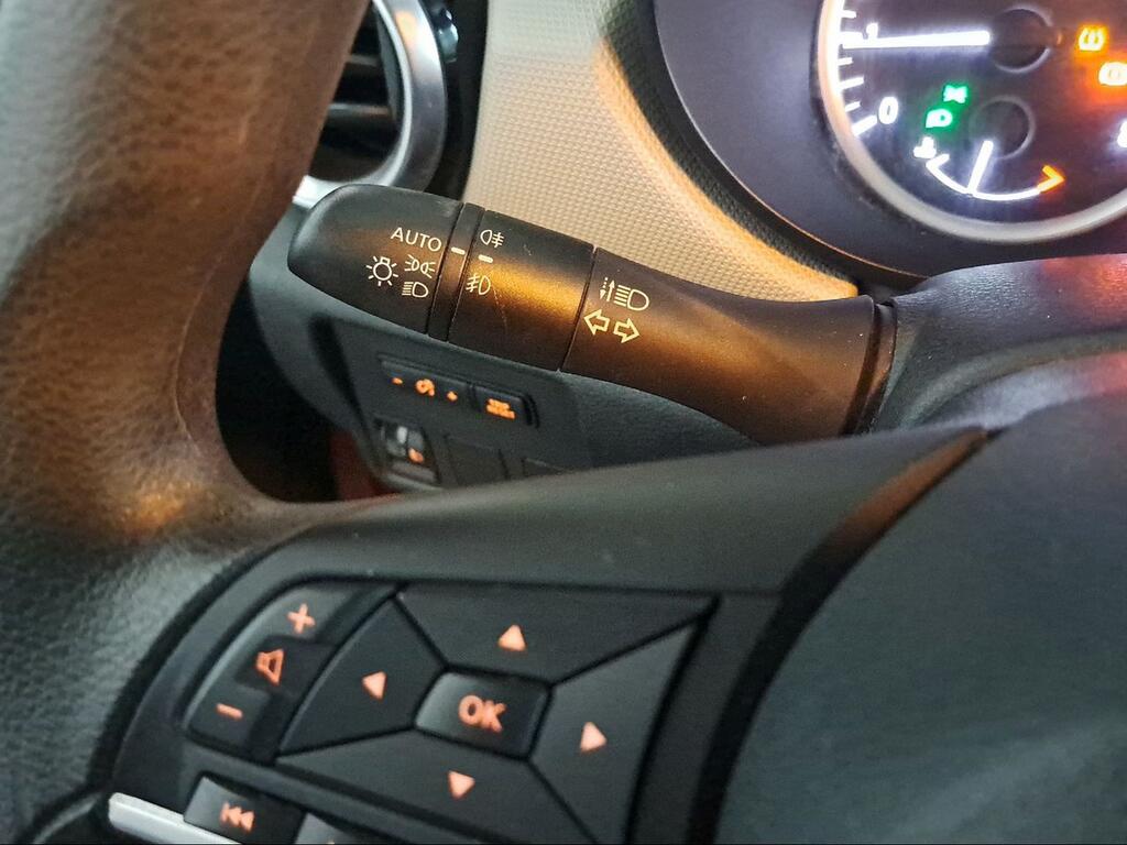 Nissan Micra 1.0G 52 kW (70 CV) Acenta - Foto 133