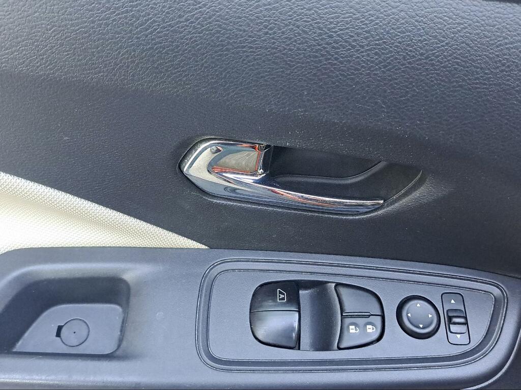 Nissan Micra 1.0G 52 kW (70 CV) Acenta - Foto 132