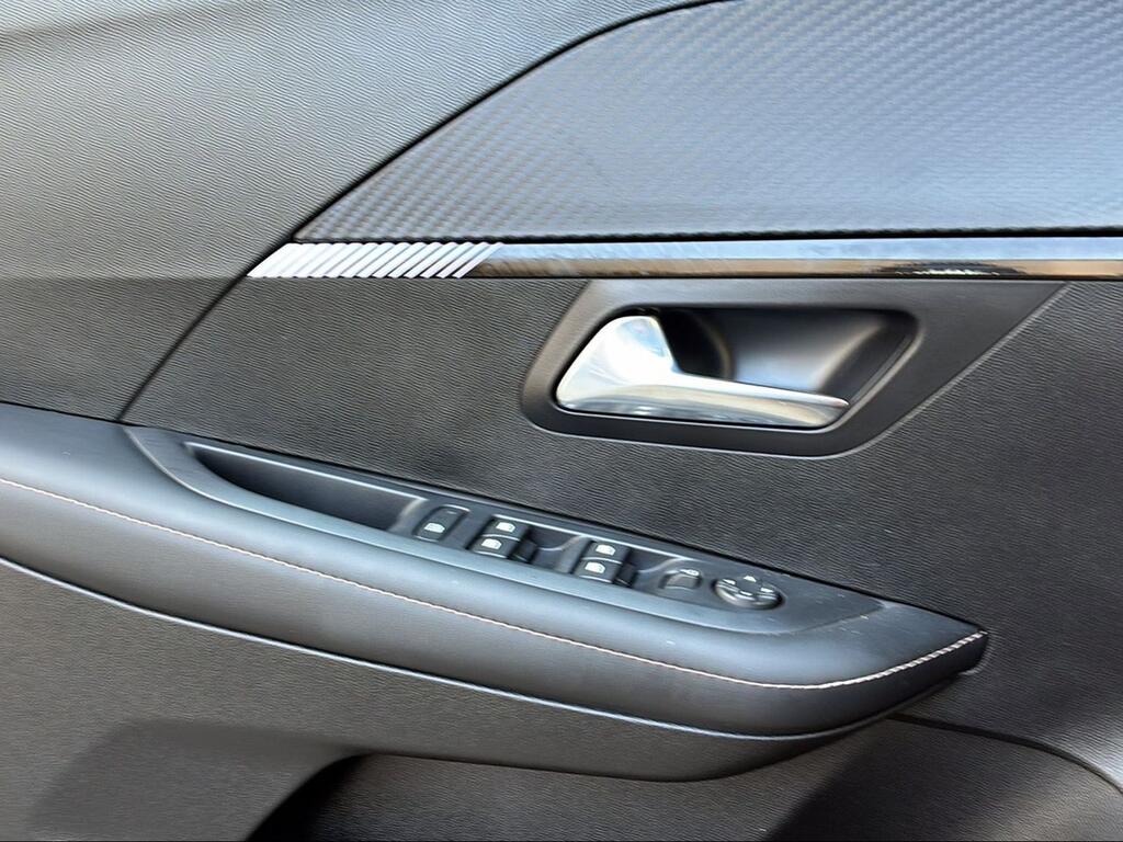 Peugeot 208 Allure HYBRID 110 eDCS6 - Foto 1313
