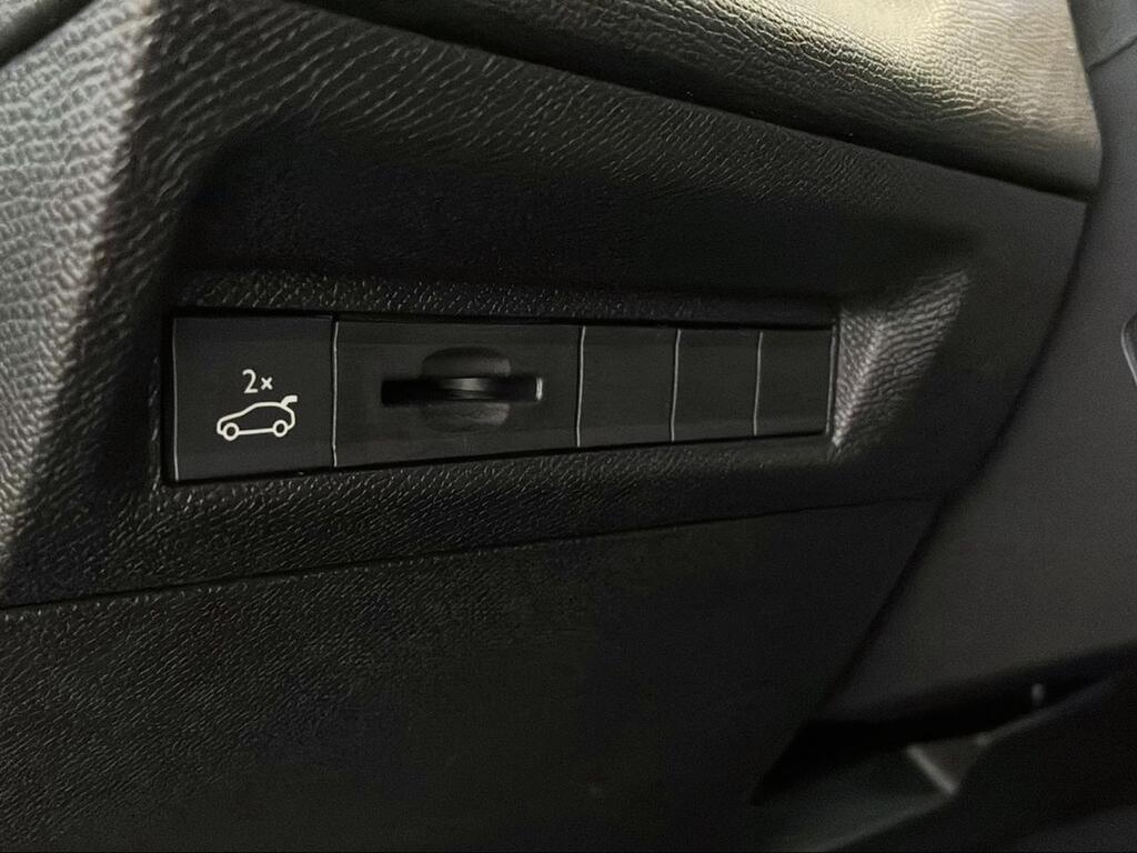 Peugeot 408 408 GT Exclusive HYBRID 145 eDCS6 - Foto 1531