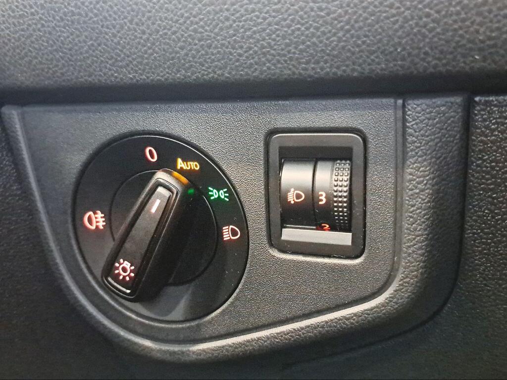 Volkswagen Polo Advance 1.0 TSI 70kW (95CV) - Foto 1028