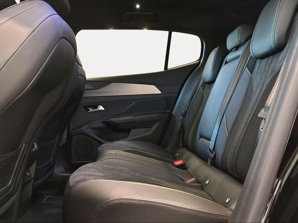 Peugeot 408 408 GT Exclusive HYBRID 145 eDCS6 - Foto 1518