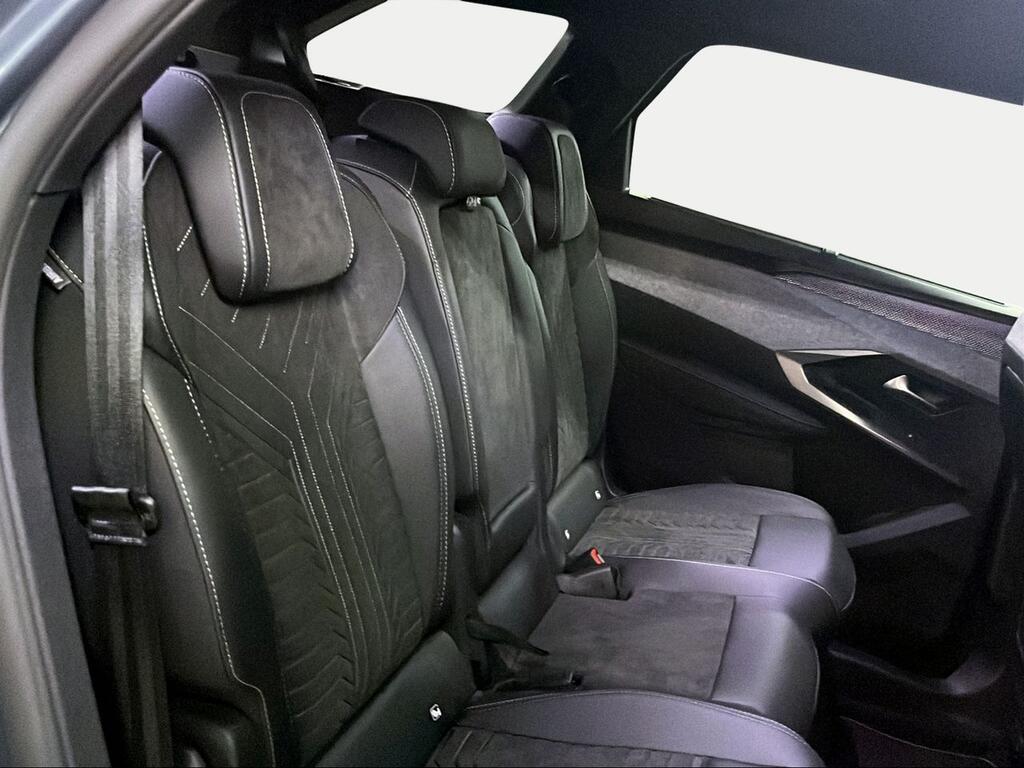 Peugeot 5008 1.2 100KW GT eDCS6 - Foto 653