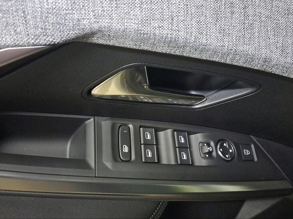 Peugeot 5008 1.2 100KW GT eDCS6 Hybrid - Foto 663
