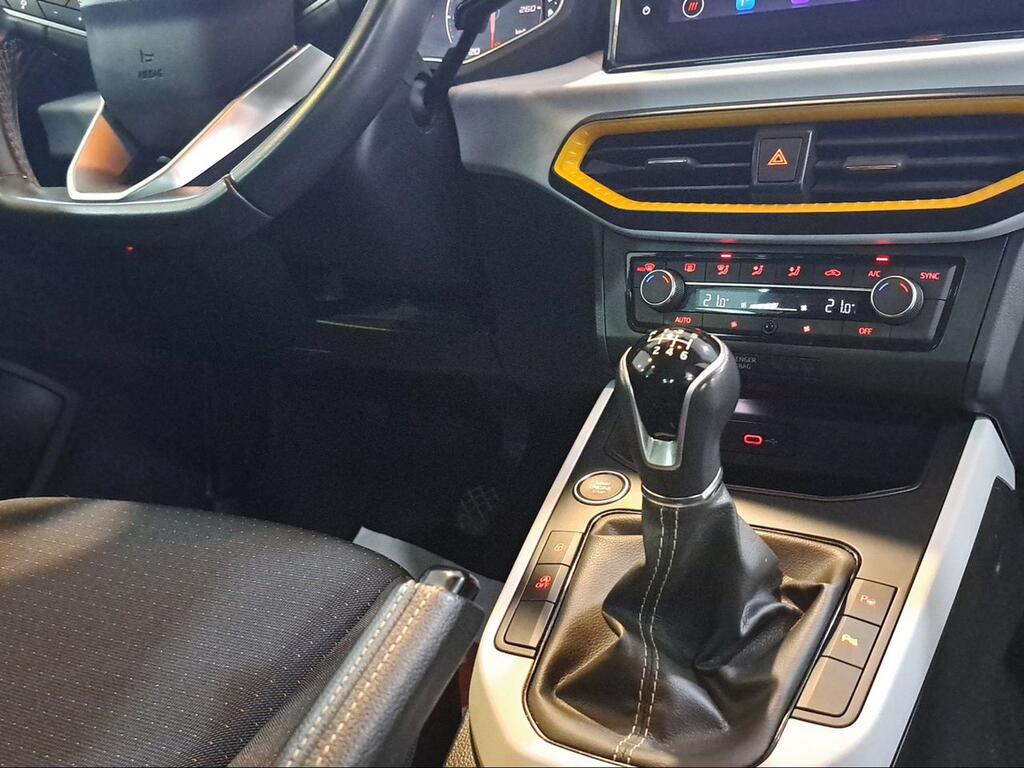 Seat Arona 1.0 TSI 81kW (110CV) Style Plus - Foto 942