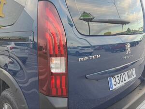 Peugeot Rifter Bussiness Standard BHDi 100 S&S MAN