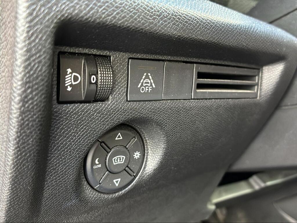 Citroën C4 BlueHdi 110 S&S Feel Pack - Foto 961
