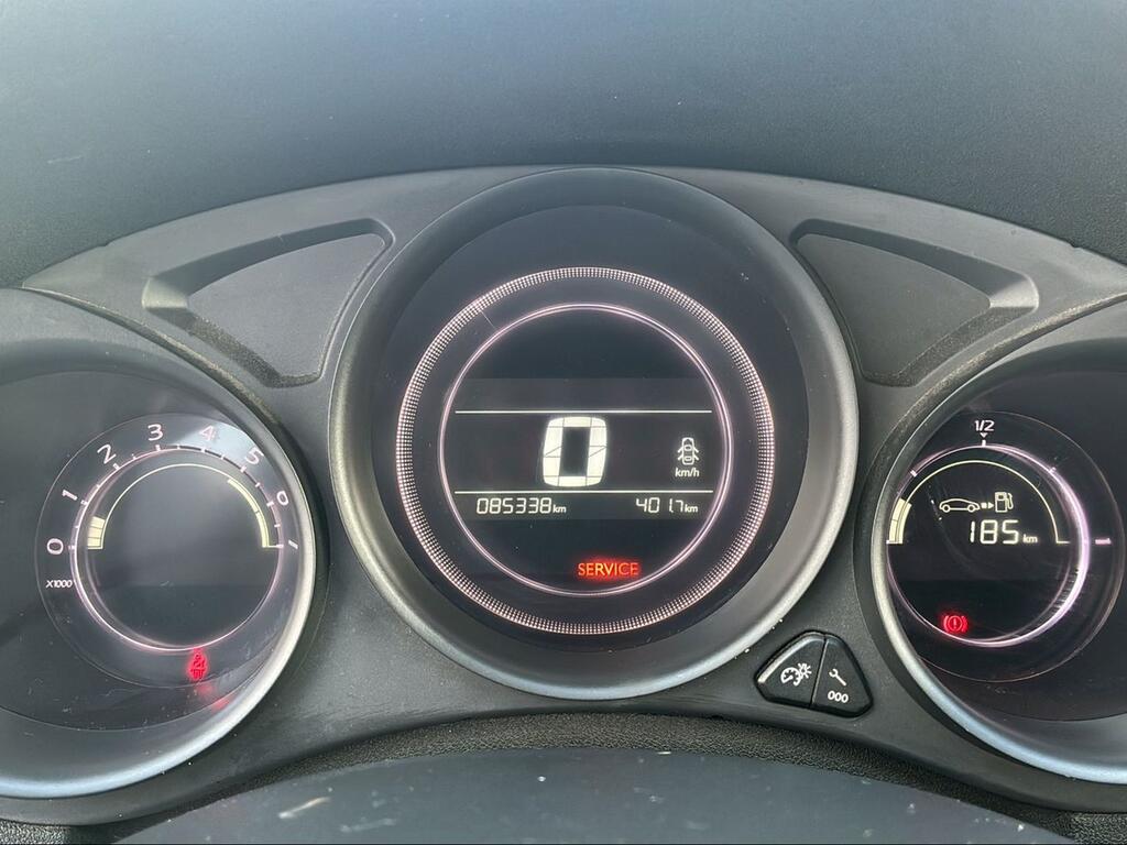 Citroën C4 BlueHDi 73KW (100CV) Live Edition - Foto 932