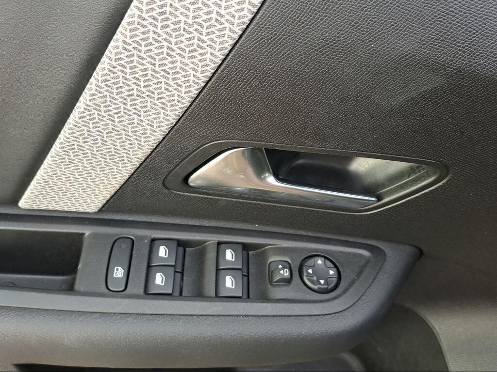 Citroën C4 Hybrid 136 e-DCS6 Max - Foto 820