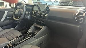 Citroën C4 X Hybrid 145 ë-DCS6 Business Edition